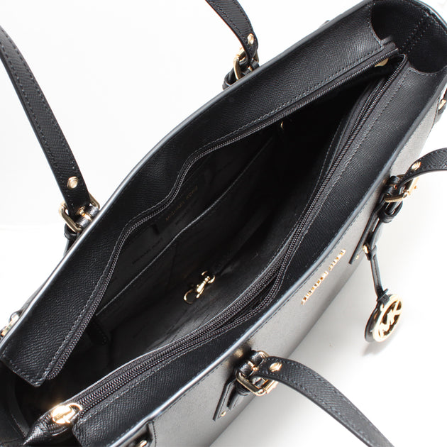 Michael Kors Voyager Medium Leather Multi-Function Top-Zip Tote Bag –