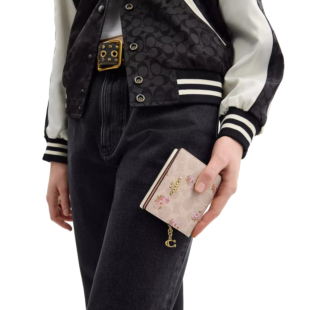 【COACH】二つ折り財布 Snap Wallet /Floral Print 公式】コーチアウトレット | スナップ ウォレット・フローラル