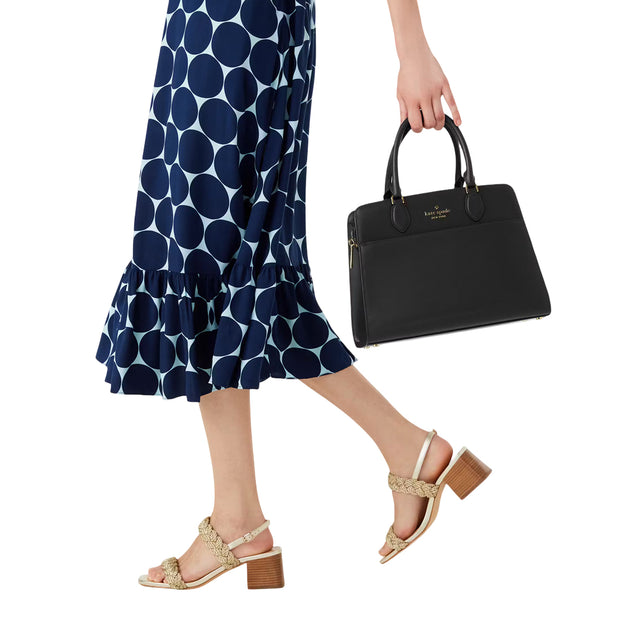 Model Carrying Kate Spade Madison Saffiano Leather Medium Satchel Bag In Black kc436