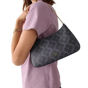 Model Carrying Kate Spade Signature Spade Flower Medium Convertible Crossbody Bag - Black KI381