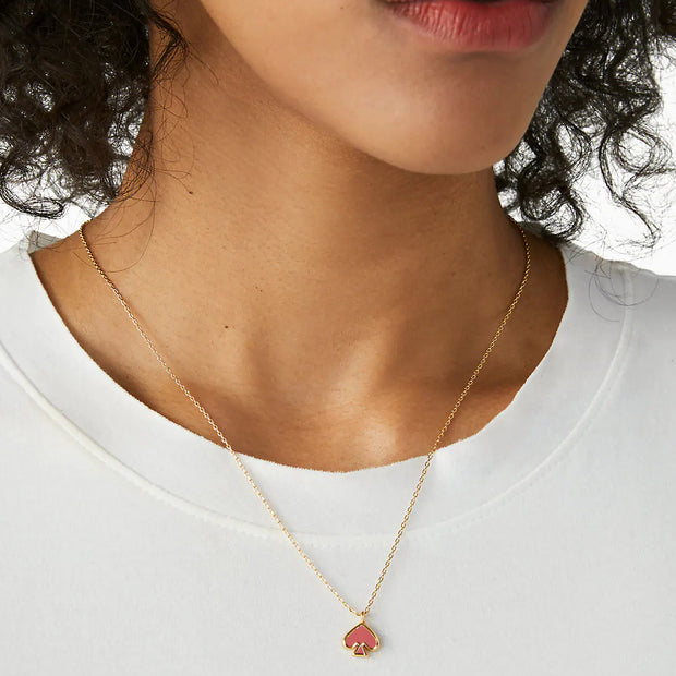 Kate Spade Everyday Spade Enamel Mini Pendant Necklace in Pink o0ru3073